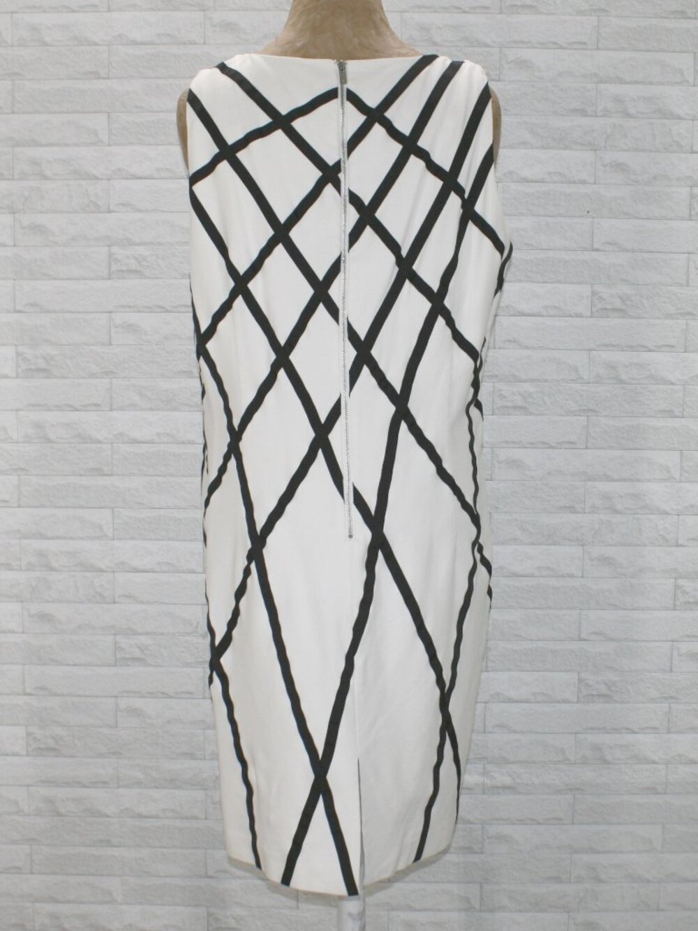 PETER NYGARD Dress Midi Sleeveless Striped Classic Black White Plus Size 14 - Picture 4 of 16